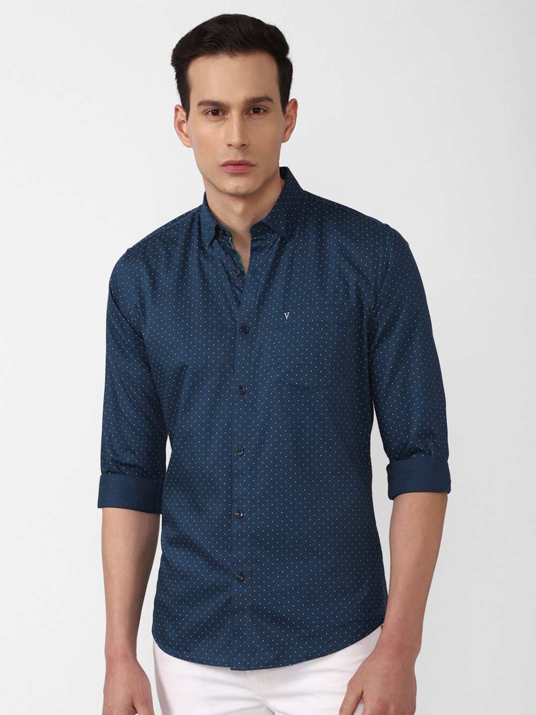 

Van Heusen Sport Men Blue Slim Fit Printed Casual Shirt