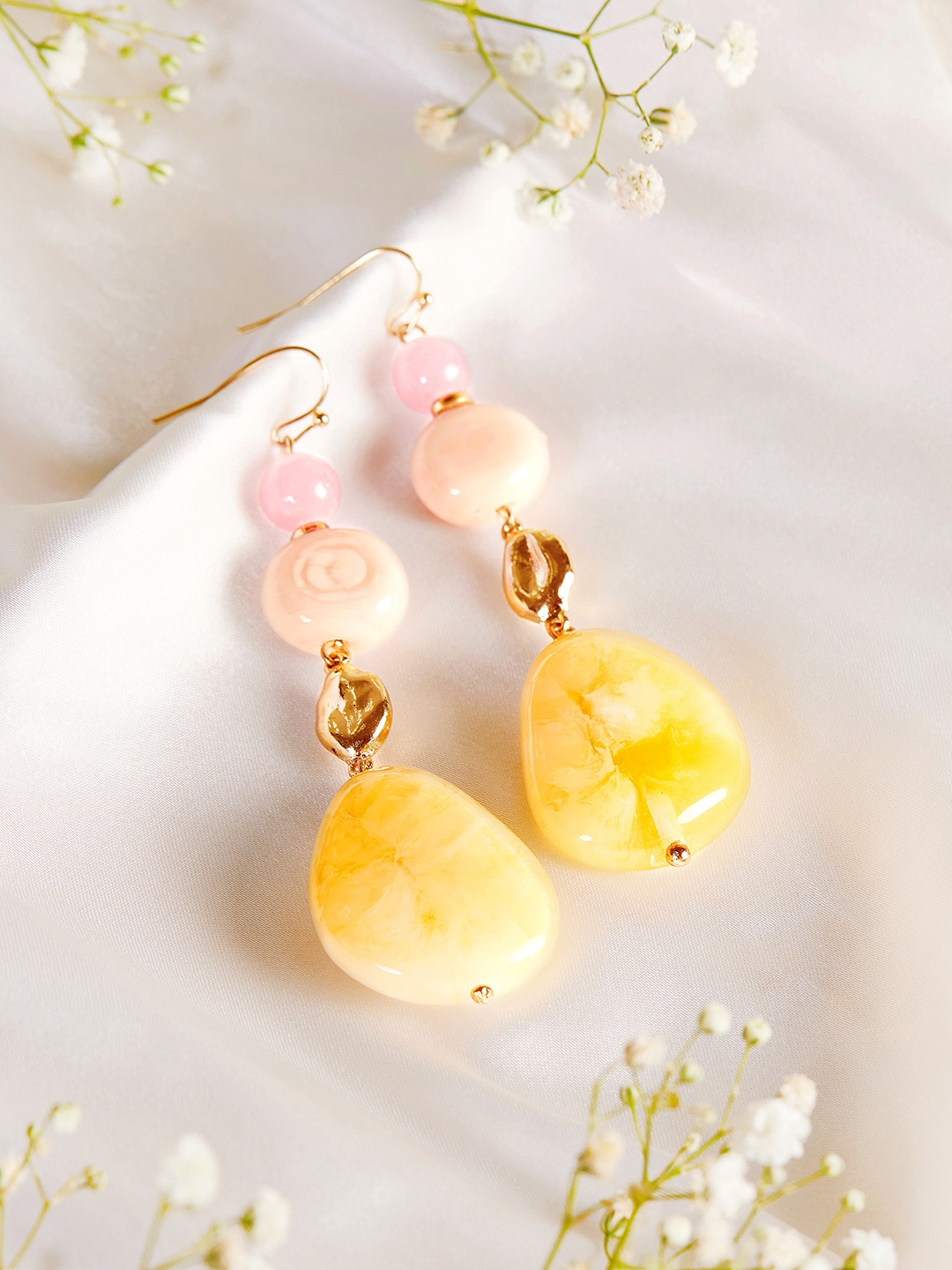 

Rubans Voguish Women Western With Yellow And Pink Beads with fish hook closure, Gold