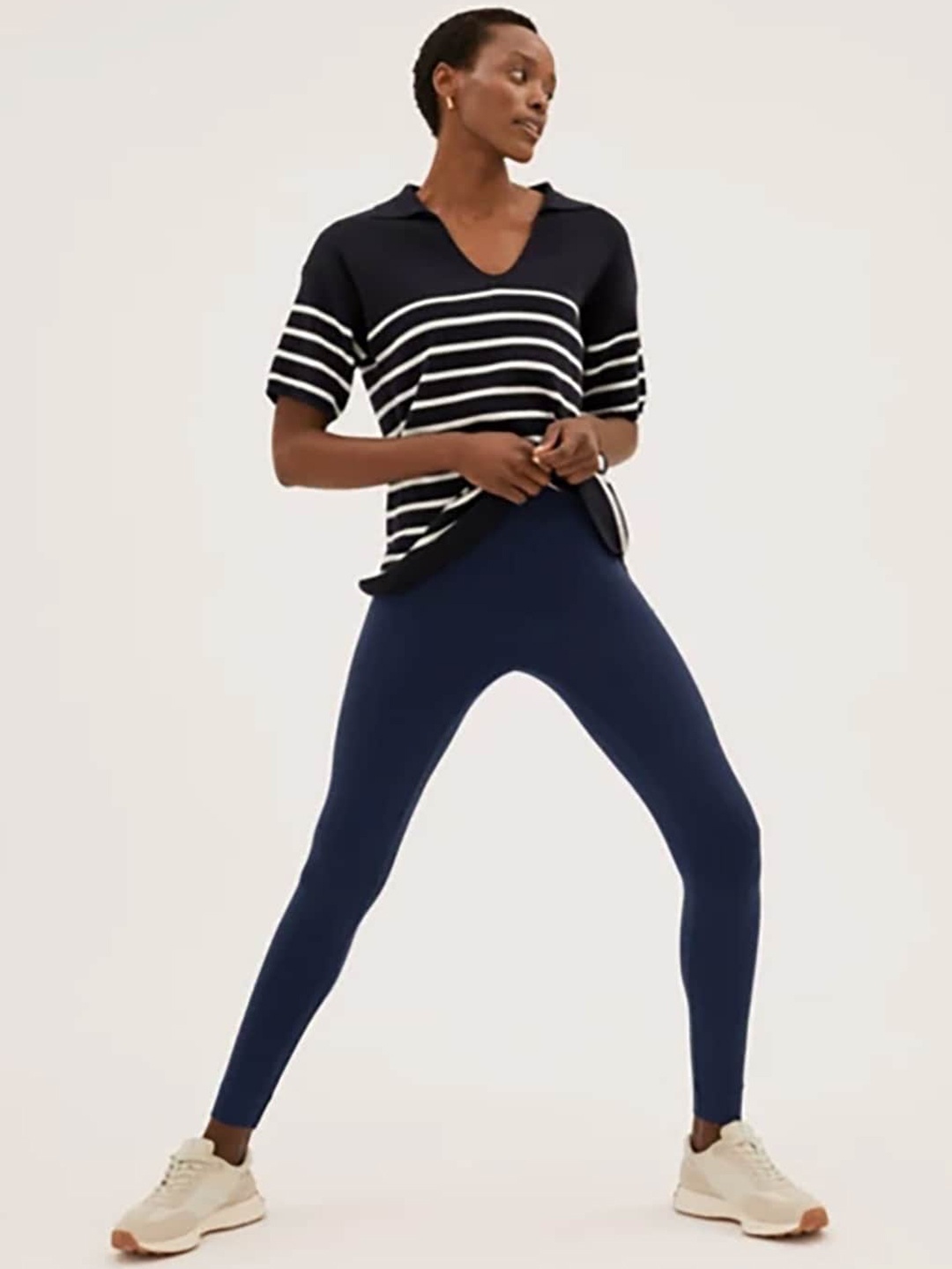 

Marks & Spencer Women Navy Blue Solid Leggings