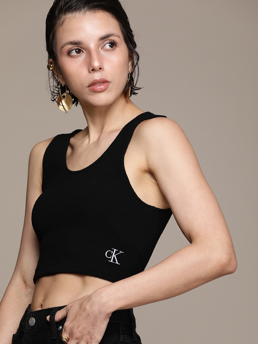 

Calvin Klein Jeans Women Black Brand Logo Slim Fit Casual Crop T-shirt