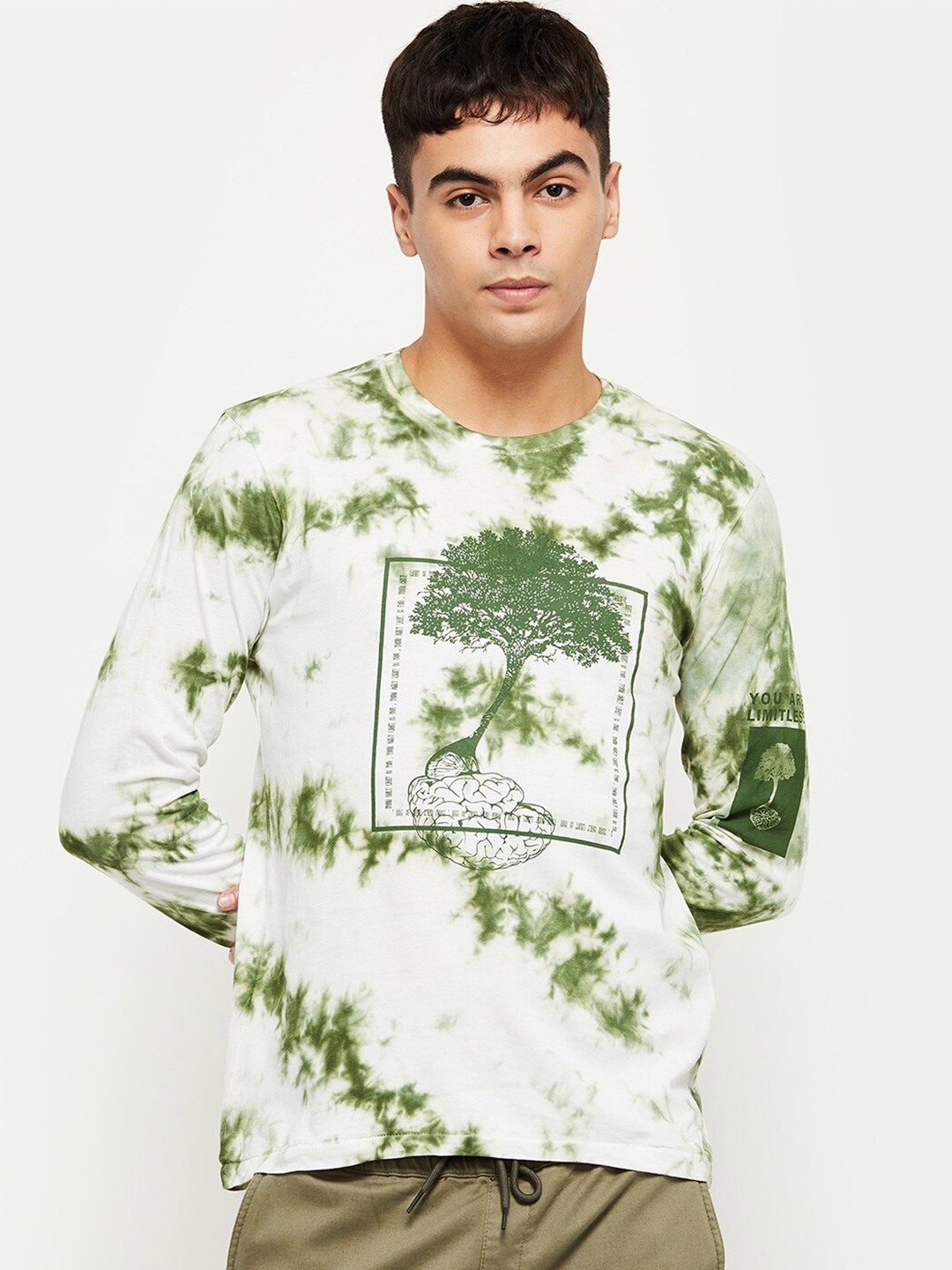 

max Men Green Floral Dyed Raw Edge T-shirt