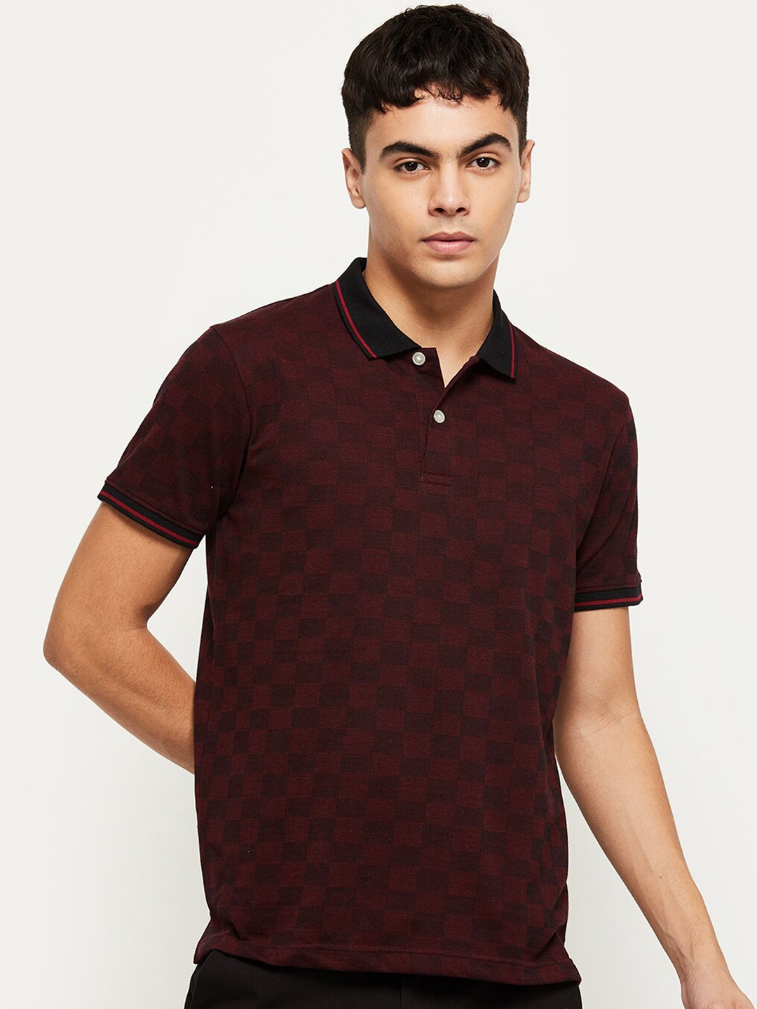 

Max Men Maroon Polo Collar T-shirt