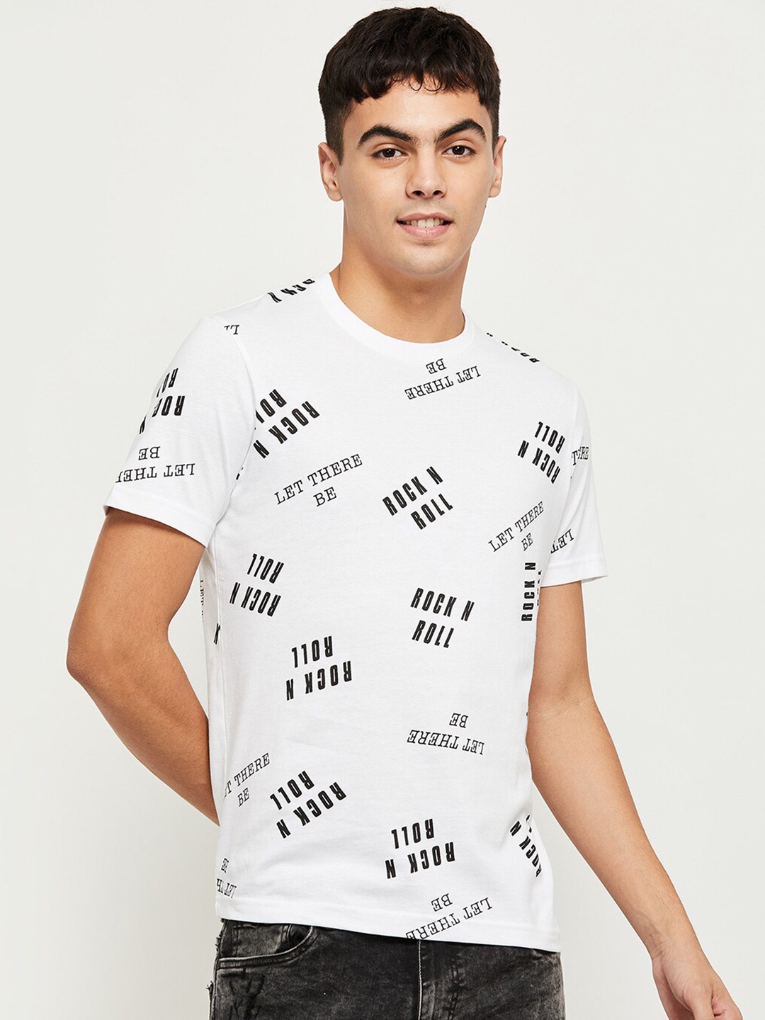 

max Men White & cloud dancer Printed T-shirt