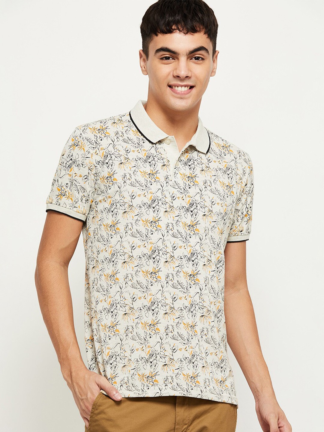 

max Men Green Floral Printed Polo Collar Tropical T-shirt