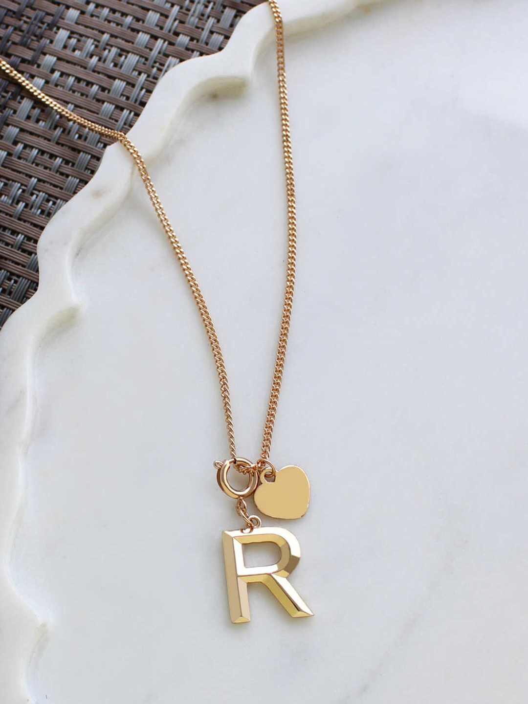 

Runway Ritual Women Gold-Toned Alphabet "R" and Heart Chain