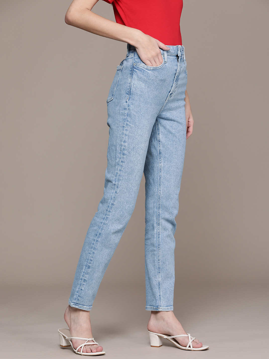 

Calvin Klein Jeans Women Blue Skinny Fit High-Rise Light Fade Stretchable Jeans