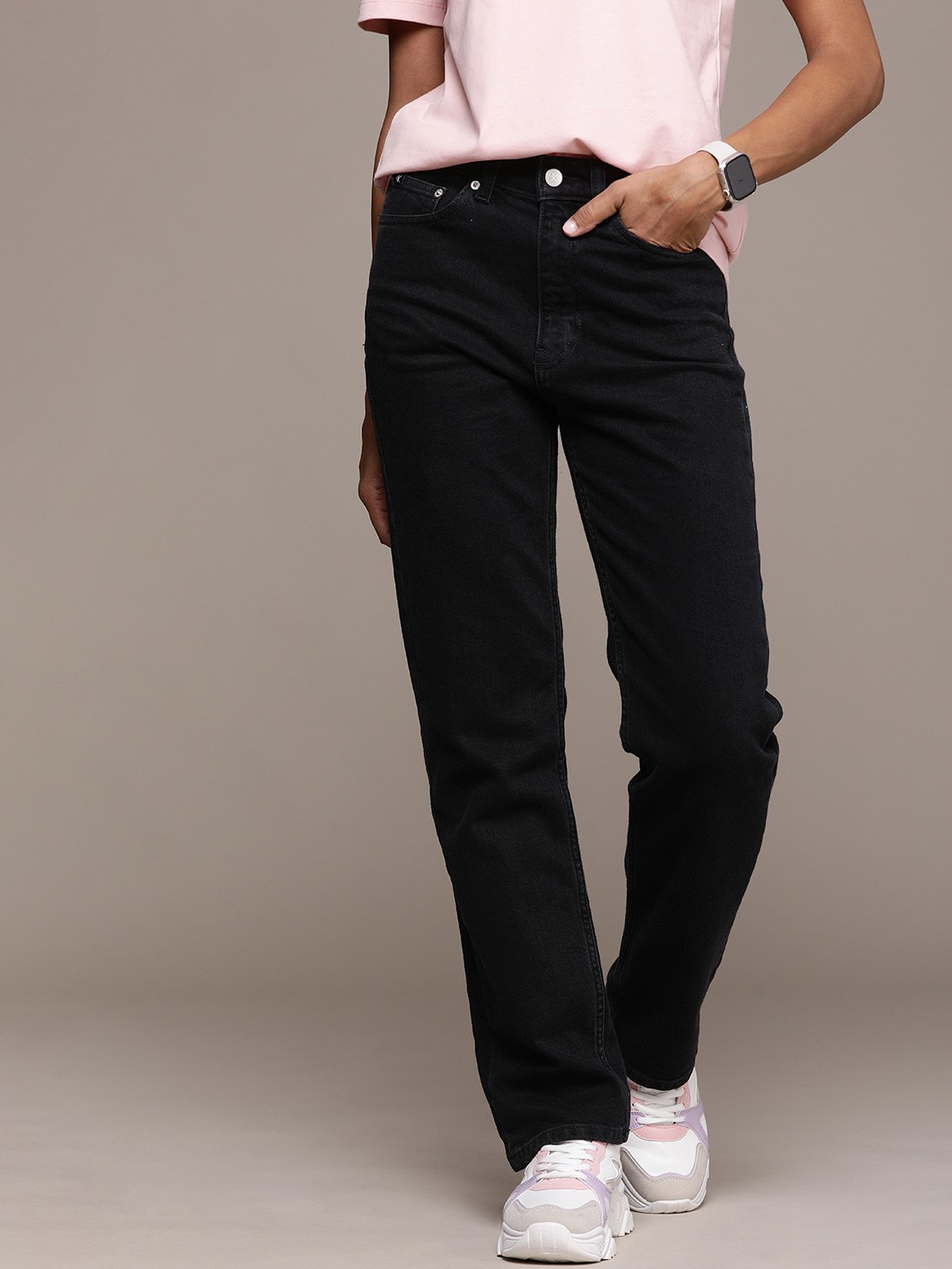 

Calvin Klein Jeans Women Black Straight Fit High-Rise Stretchable Jeans