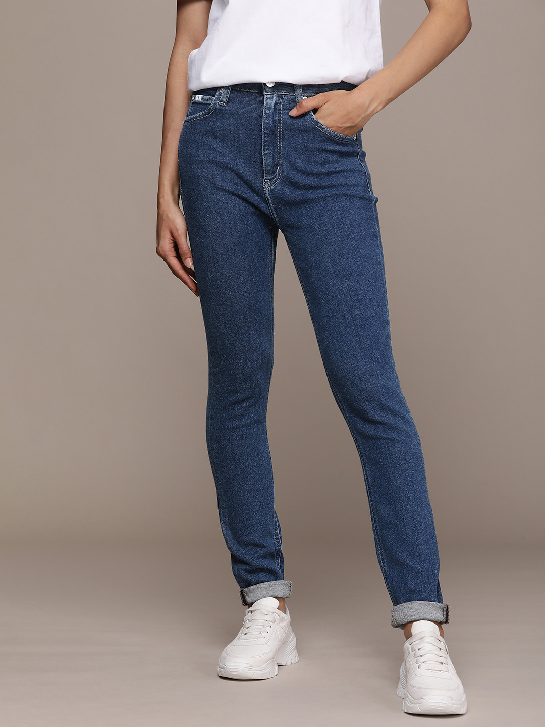 

Calvin Klein Jeans Women Skinny Fit High-Rise Light Fade Stretchable Jeans, Blue