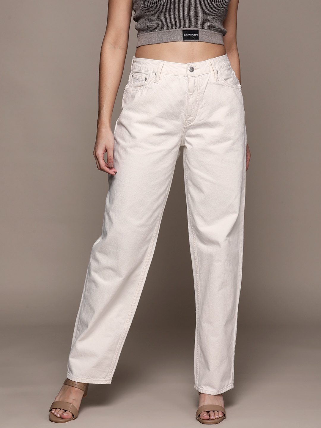 

Calvin Klein Jeans Women Straight Fit Pure Cotton Jeans, White