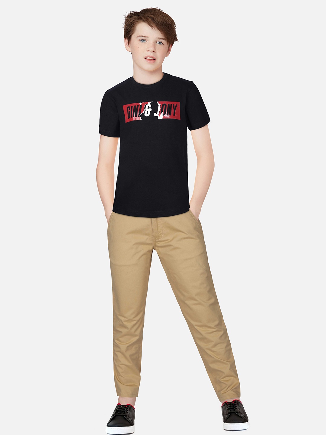 

Gini and Jony Boys Black Typography Printed Cotton T-shirt