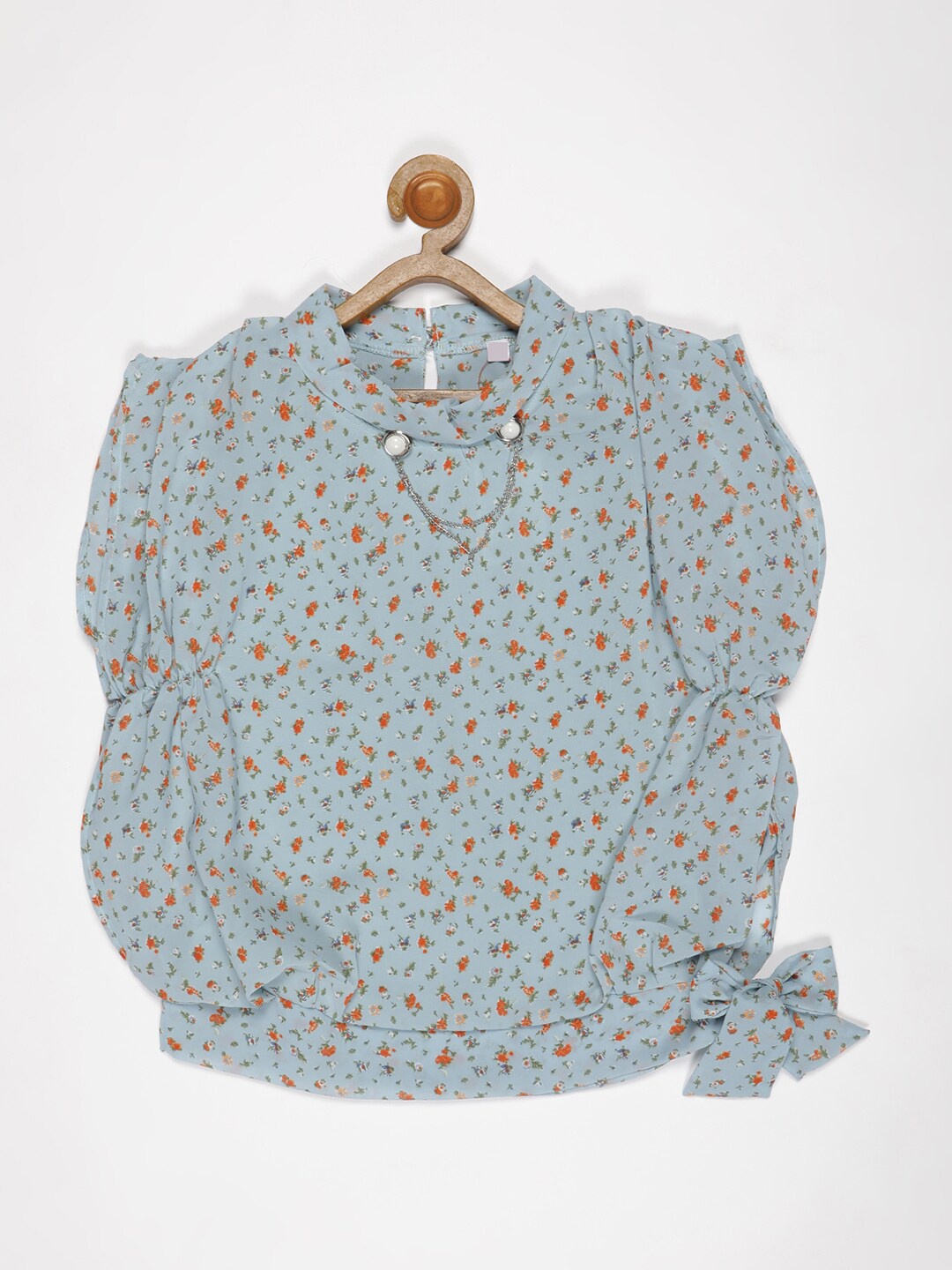 

V2 Value & Variety Blue Floral Print Mandarin Collar Top