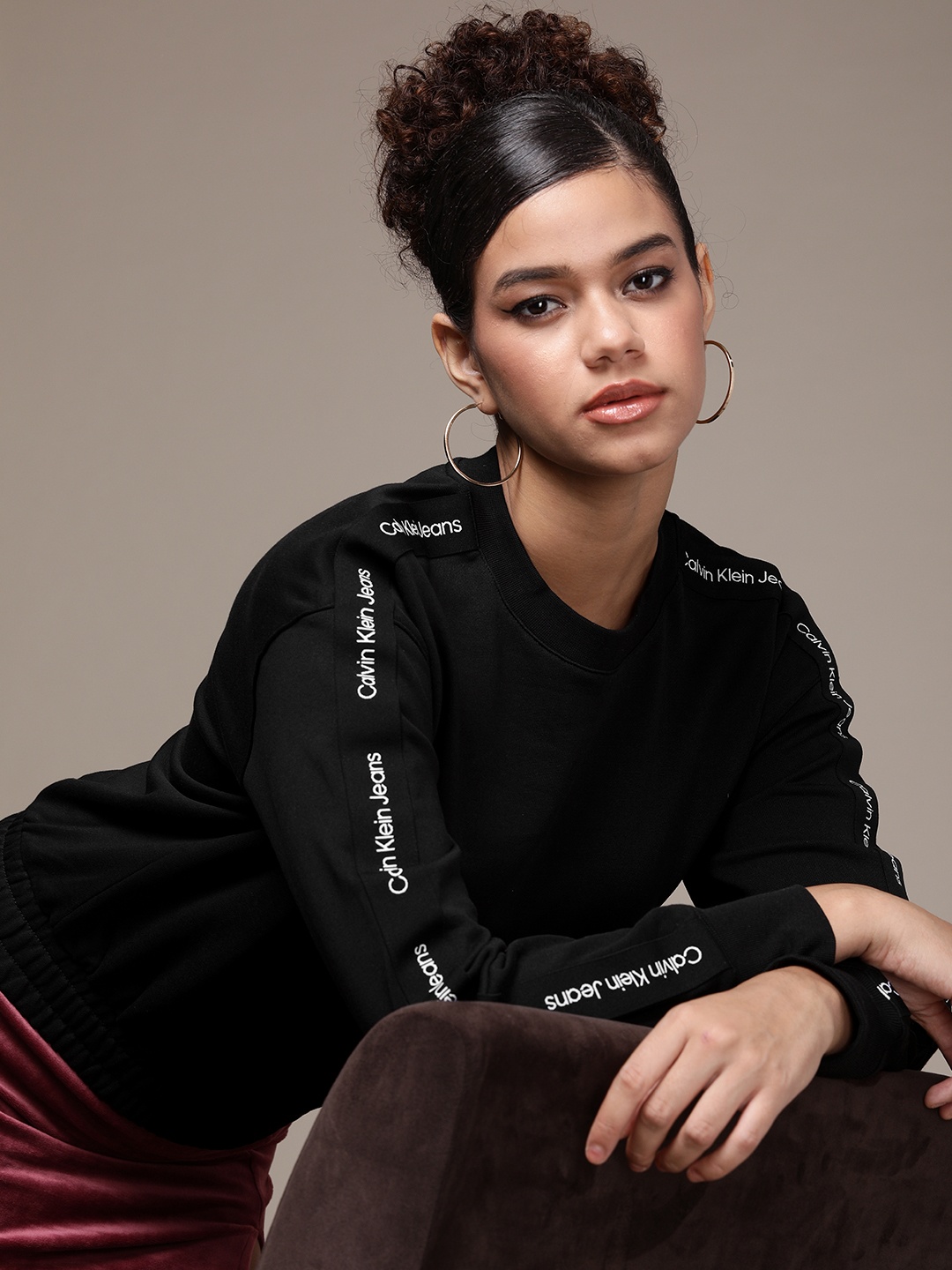 

Calvin Klein Jeans Women Black Brand Logo Printed Pullover Sweatshirt