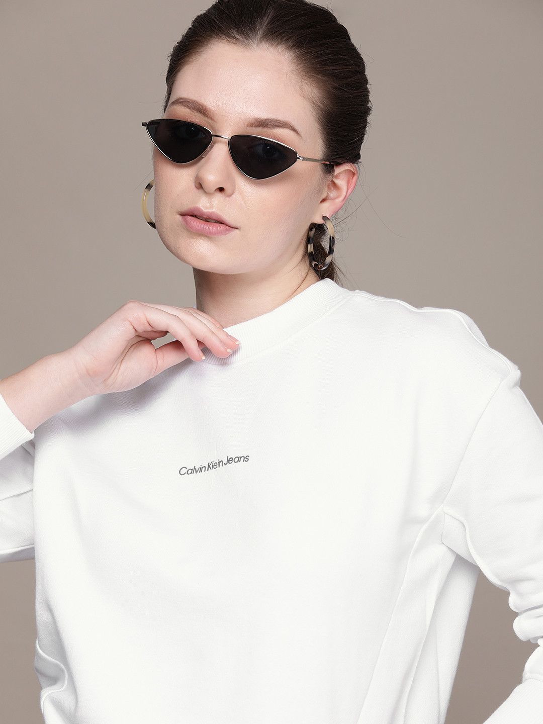 

Calvin Klein Jeans Women White Brand Logo Embroidered Sweatshirt