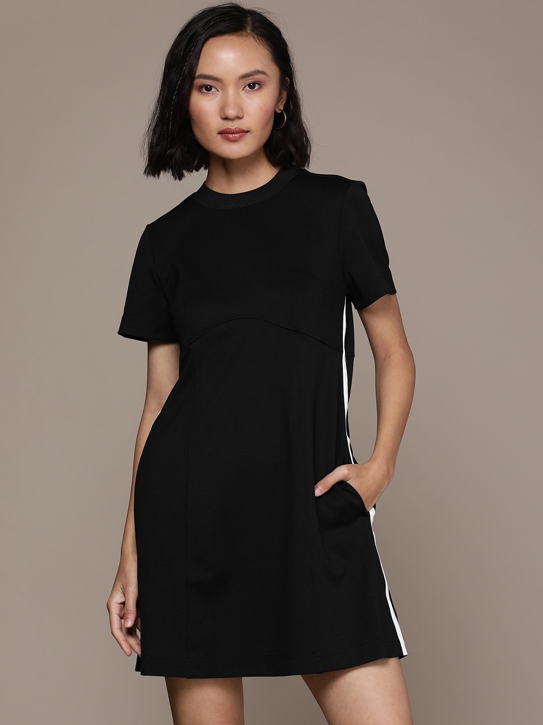 

Calvin Klein Jeans Black Side Striped Mini T-shirt Dress