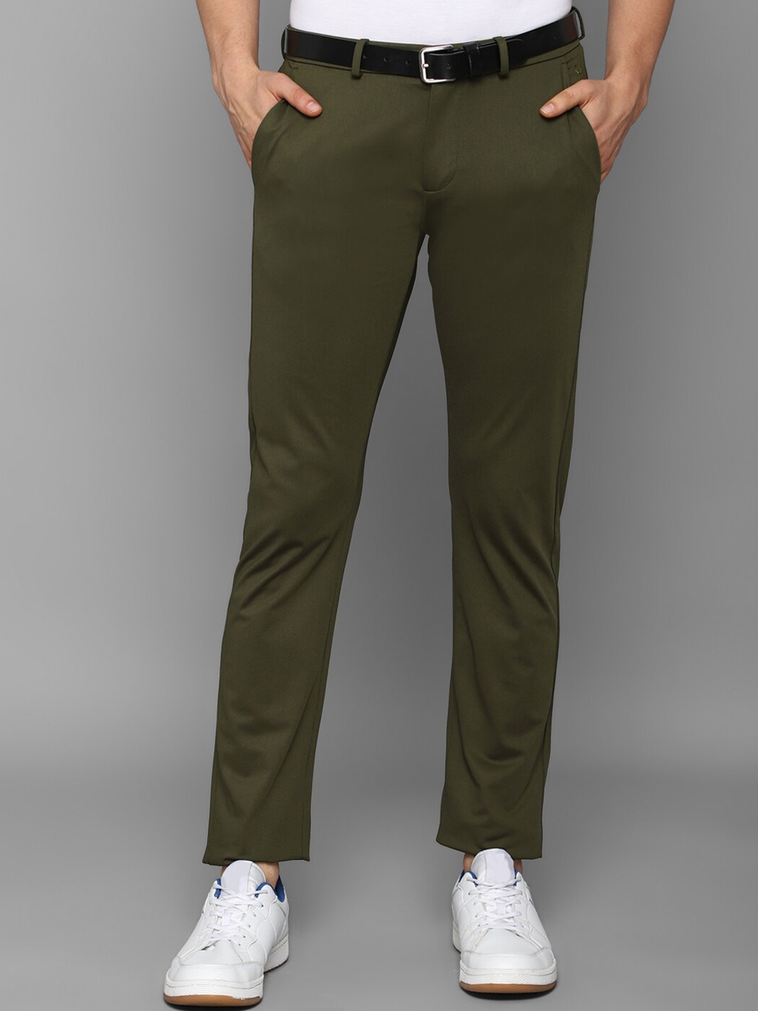 

Allen Solly Men Olive Green Solid Slim Fit Trousers
