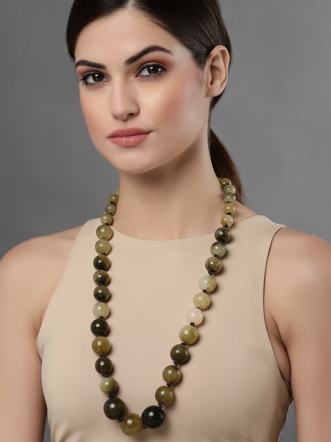 

VOGUE PANASH Women Olive Green Handcrafted Necklace