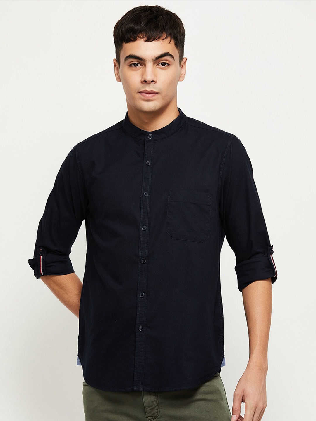 

max Men Navy Blue Solid Regular Fit Casual Shirt