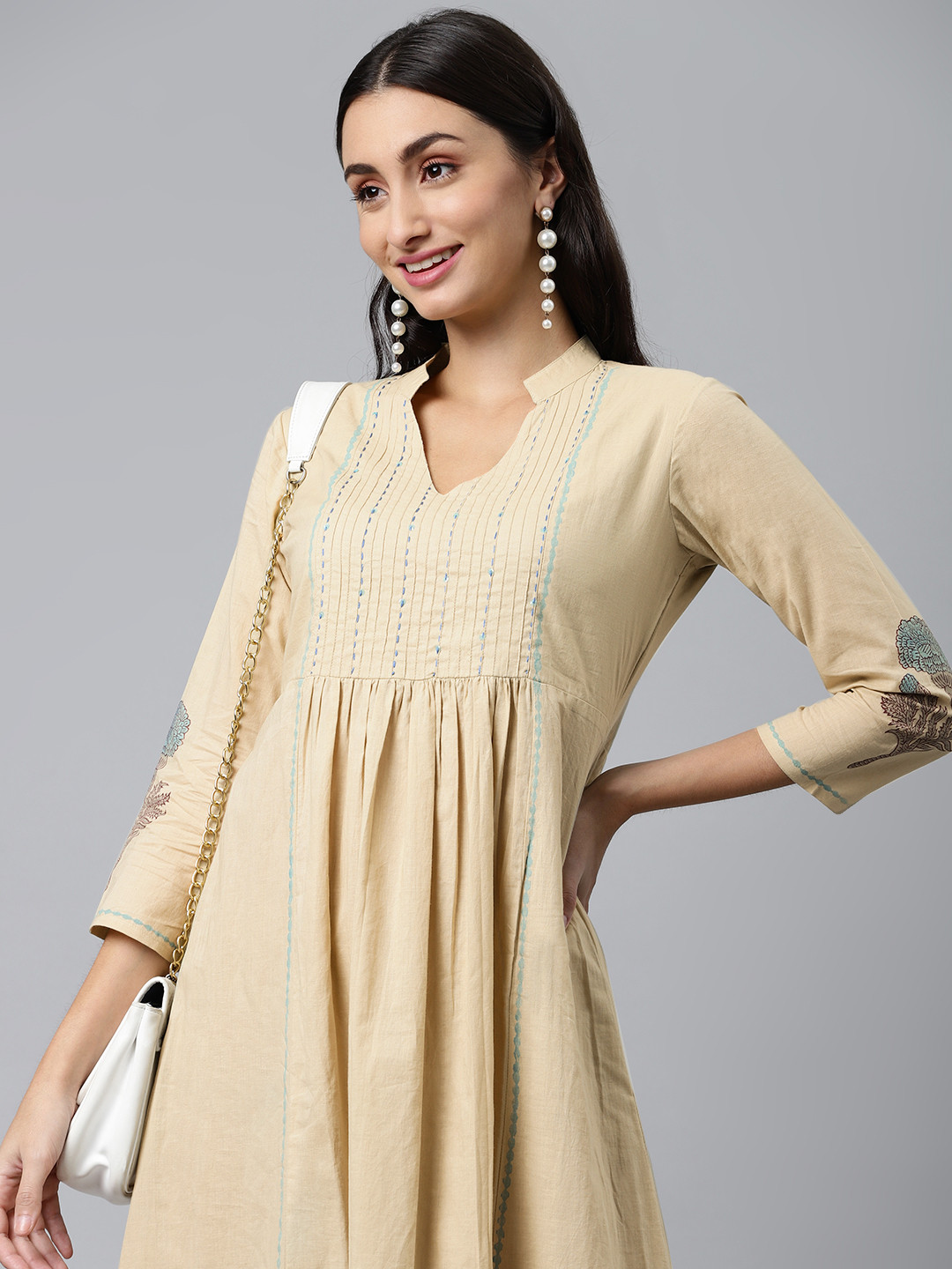 

MALHAAR Beige & Blue Floral Printed Maxi Pure Cotton Dress