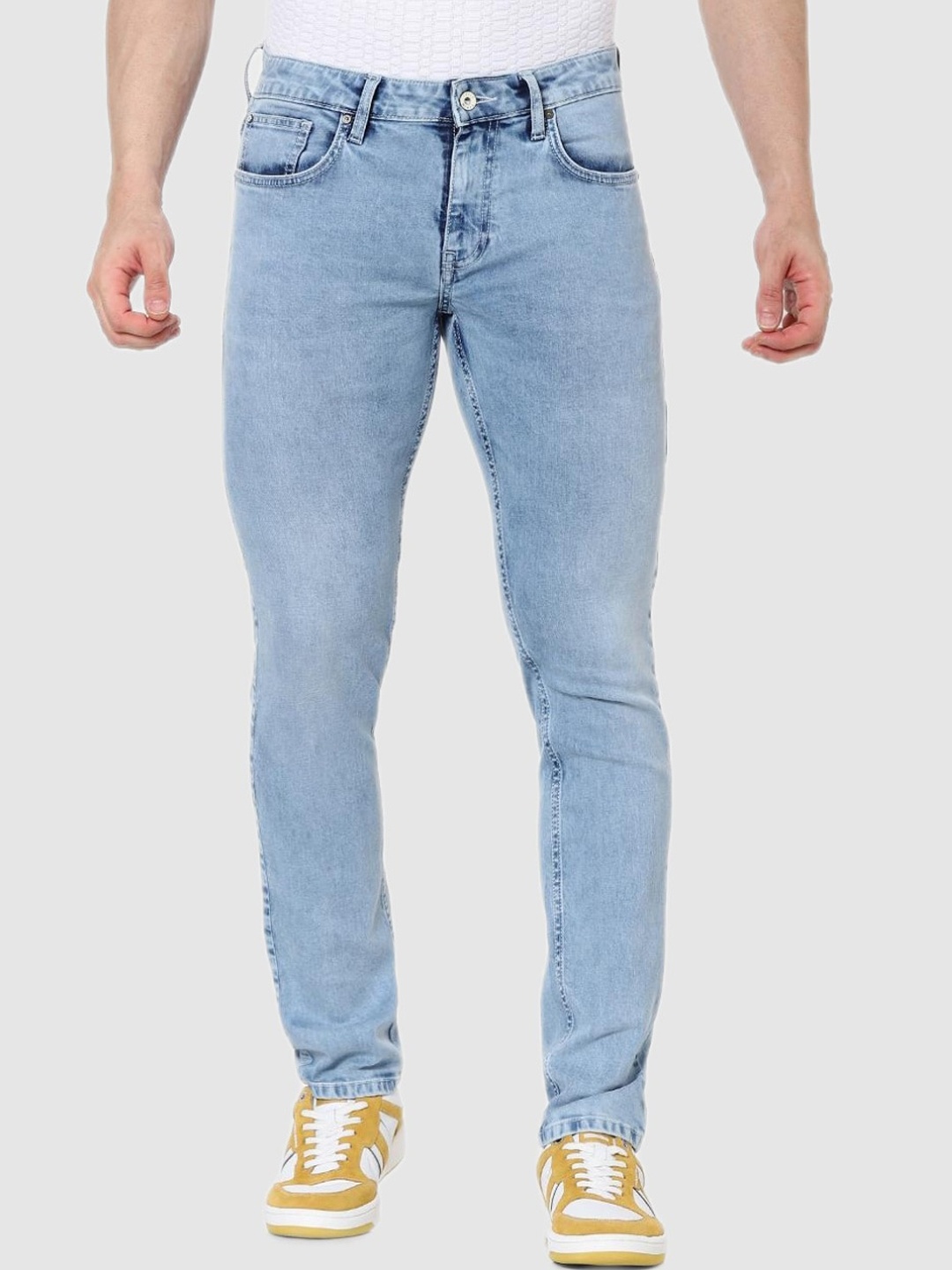 

Celio Men Blue Heavy Fade Cotton Stretchable Jeans