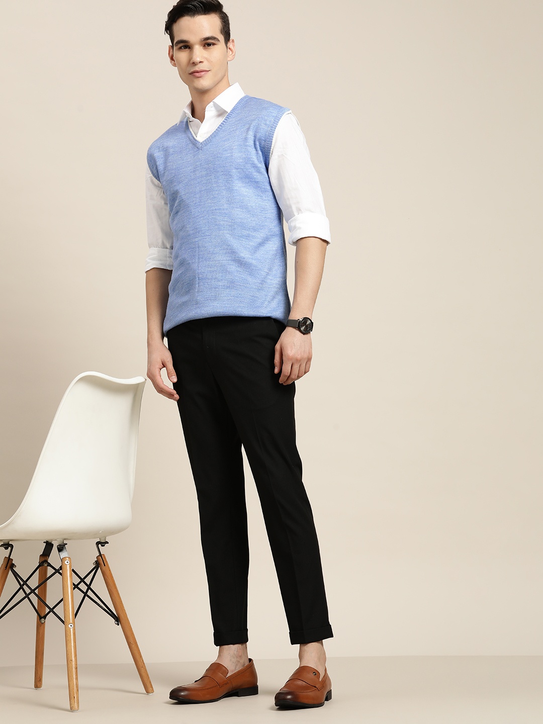 

INVICTUS Men Blue Knitted Sweater Vest