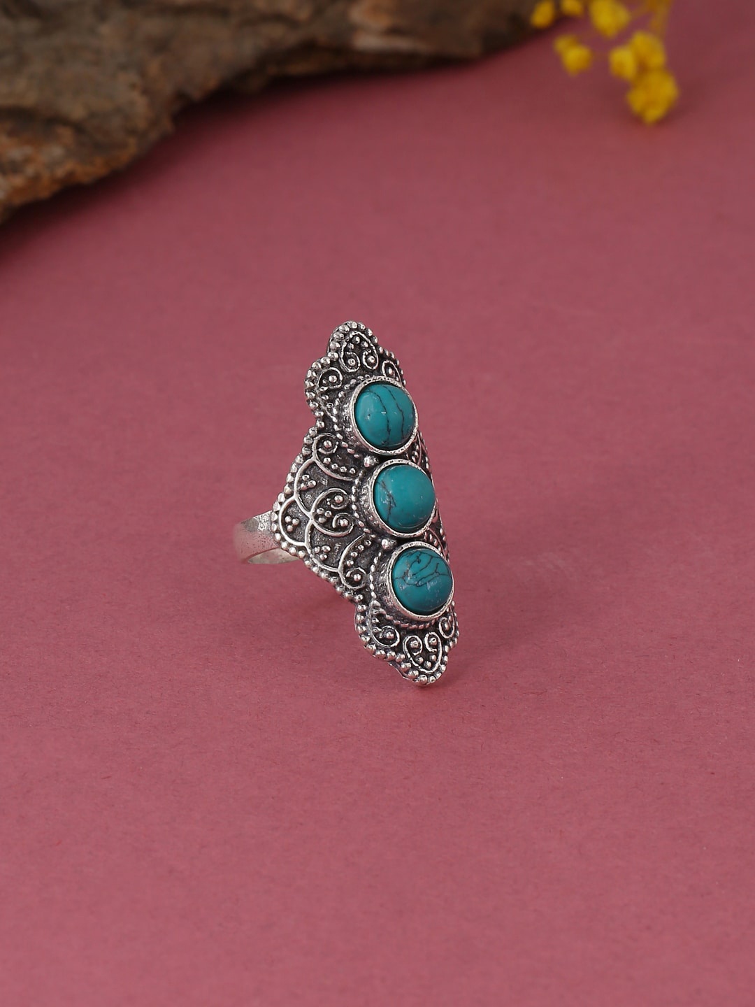 

kashwini Silver-Plated Turquoise Blue Turquoise-Studded Finger Ring