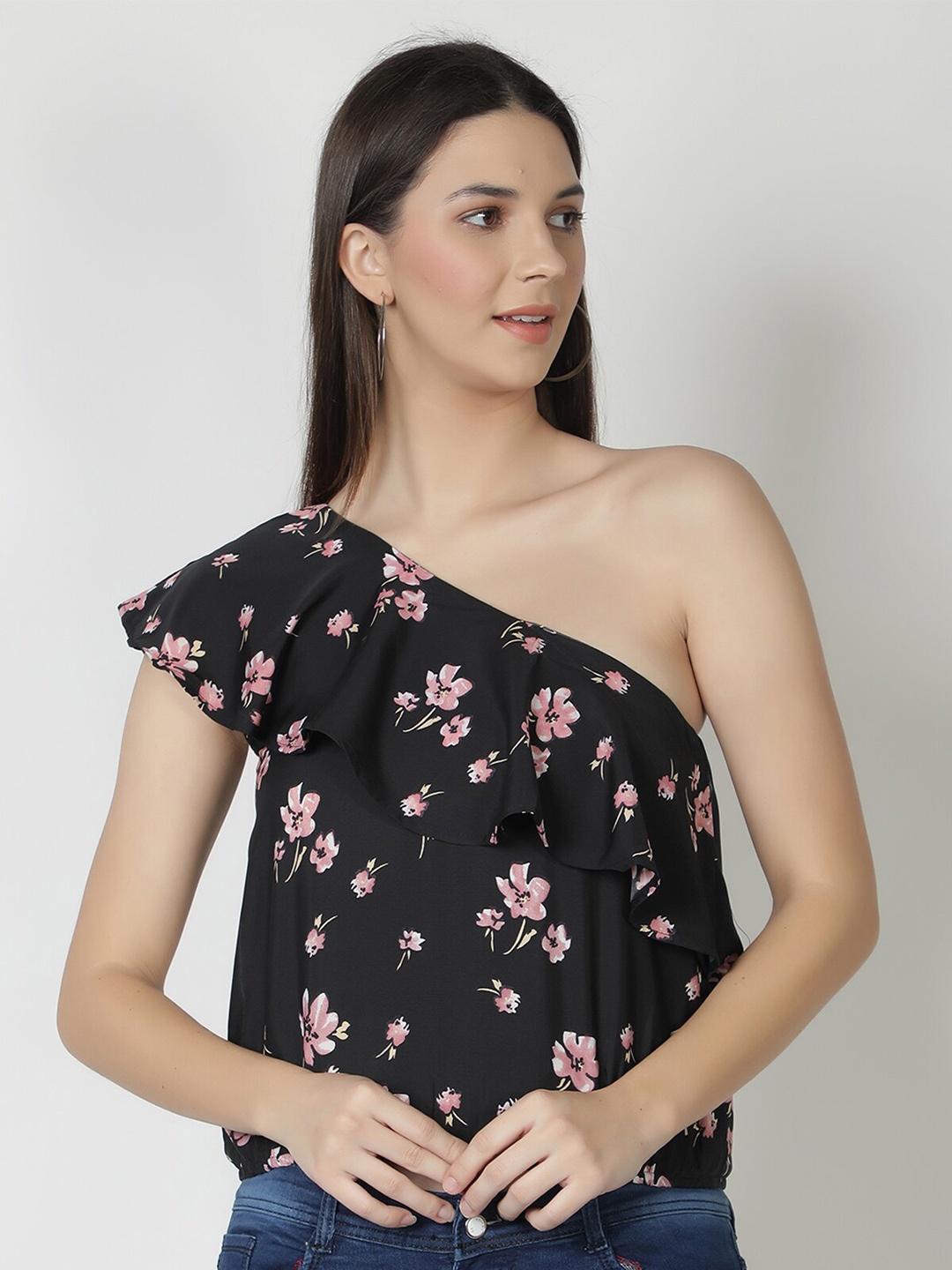 

FALCO ROSSO Women Black Floral Print One Shoulder Crepe Top