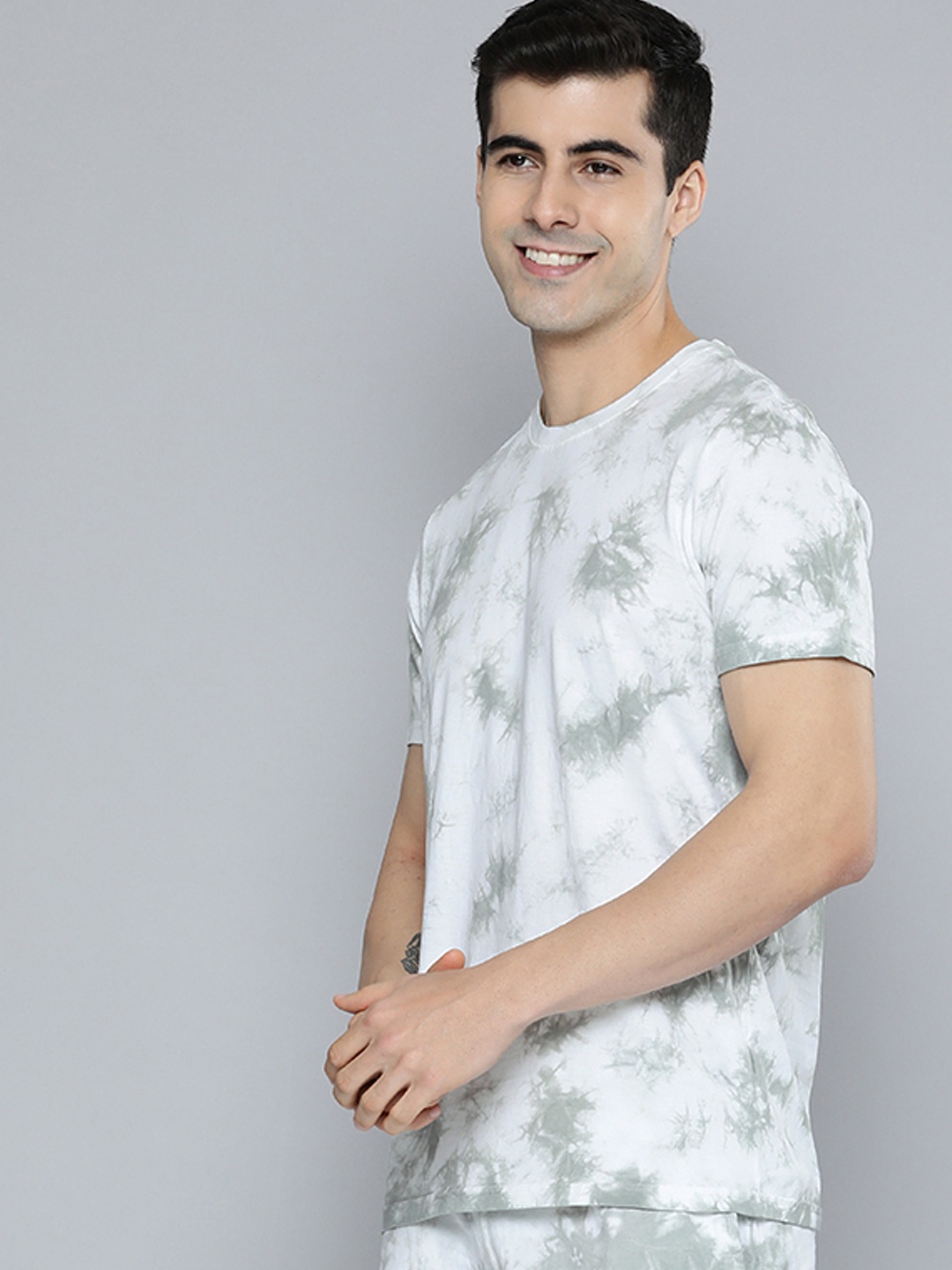 

M&H Easy Men White & Green Tie And Dye Pure Cotton Co-ord Set