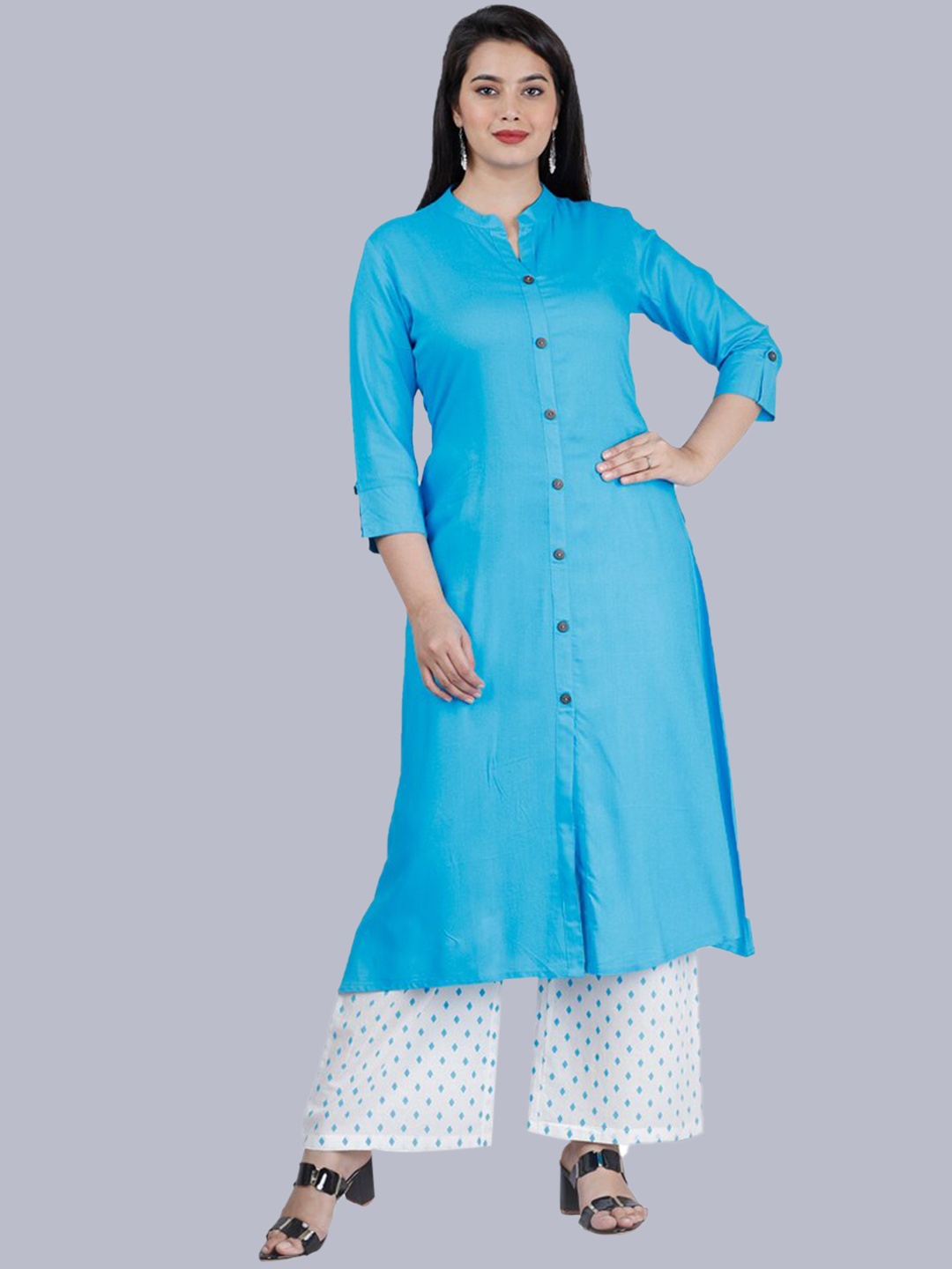 

MAUKA Women Blue Solid Panelled Kurta with Palazzos