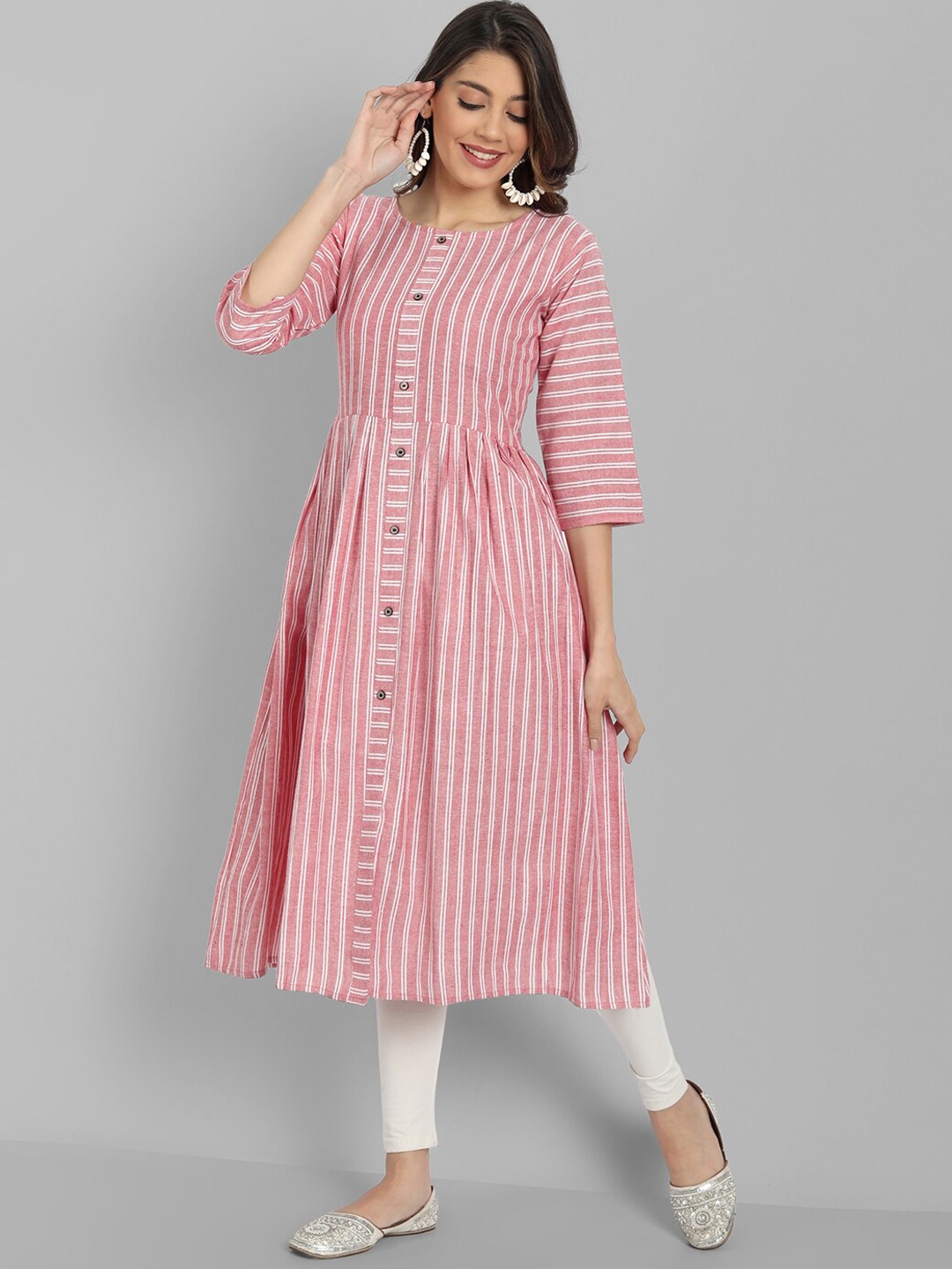 

HETSA Women Red Striped Cotton Blend Front Slit Kurta