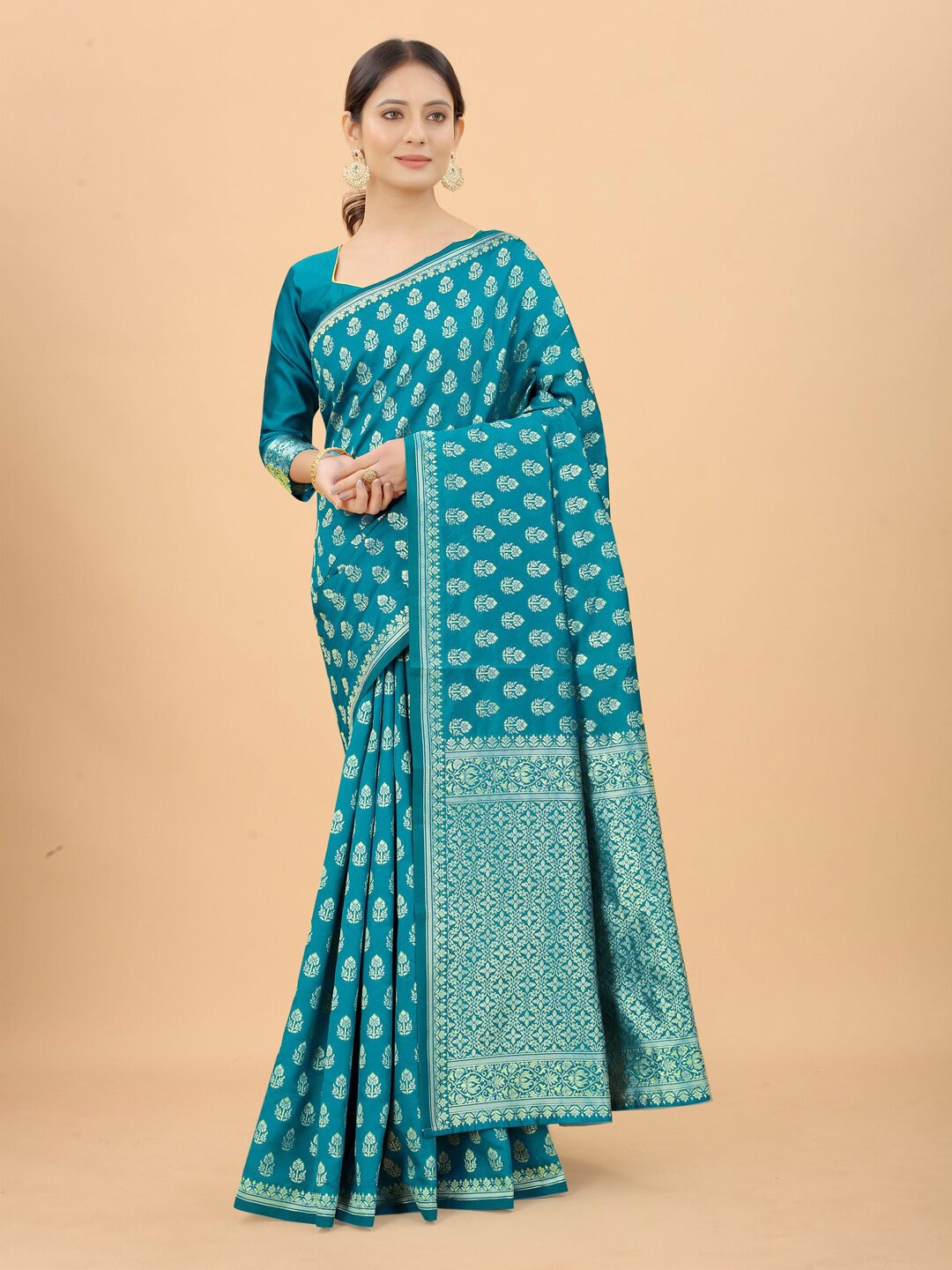WELL WORN Blue & Gold-Toned Woven Design Zari Silk Cotton Banarasi Saree