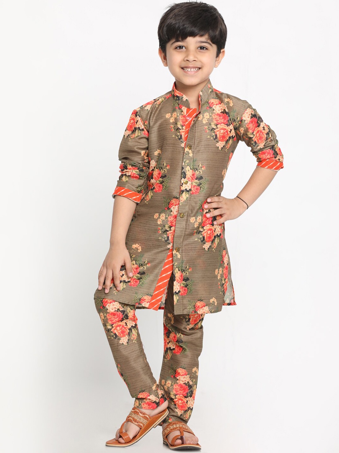 

VASTRAMAY Boys Brown Floral Printed Kurta with Pyjama