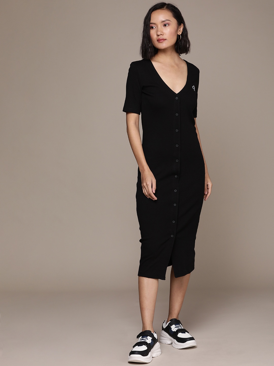 

Calvin Klein Jeans Women Black Ribbed Sheath Midi Dress