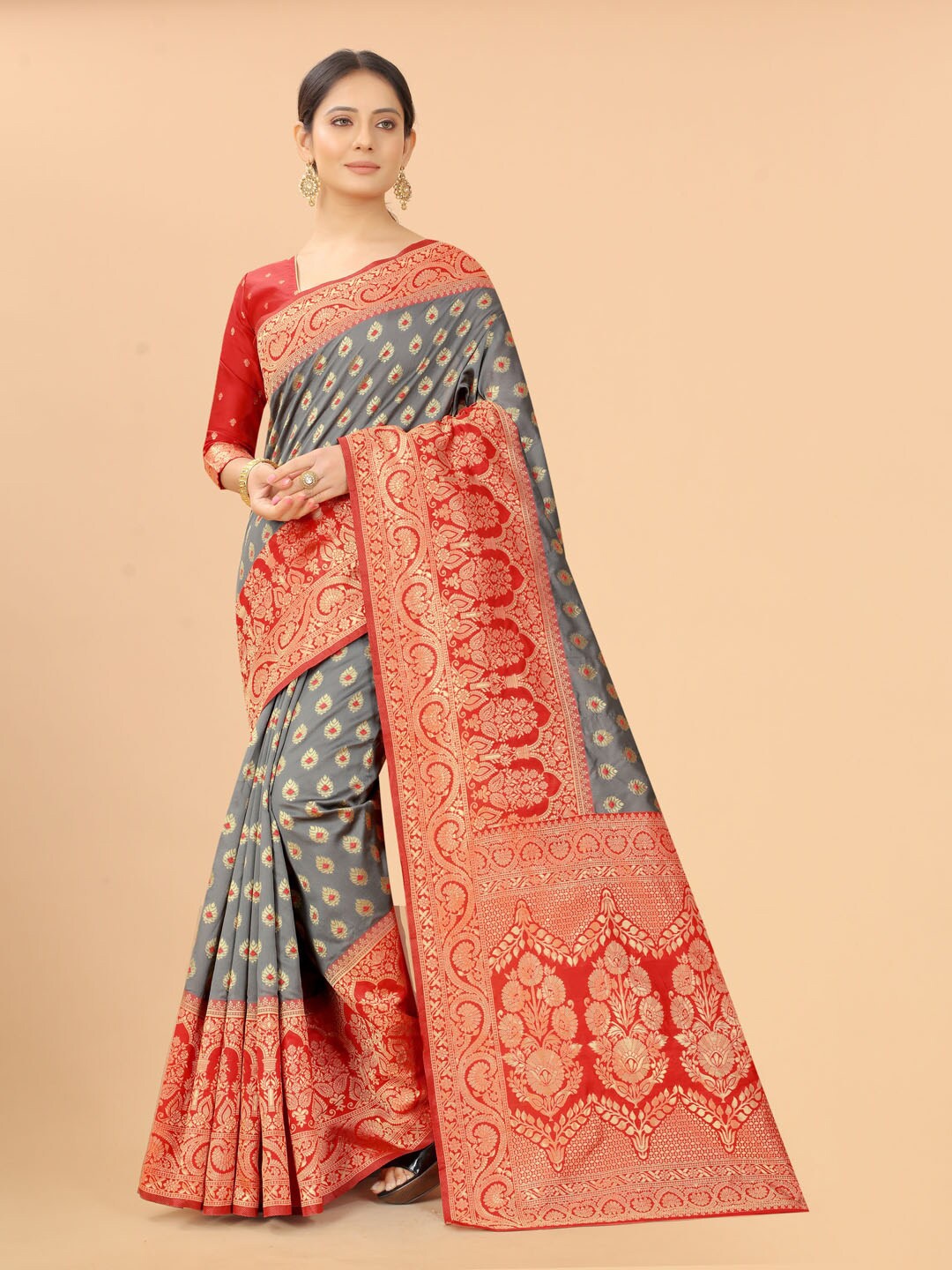 

WELL WORN Grey & Red Woven Design Zari Silk Cotton Banarasi Saree