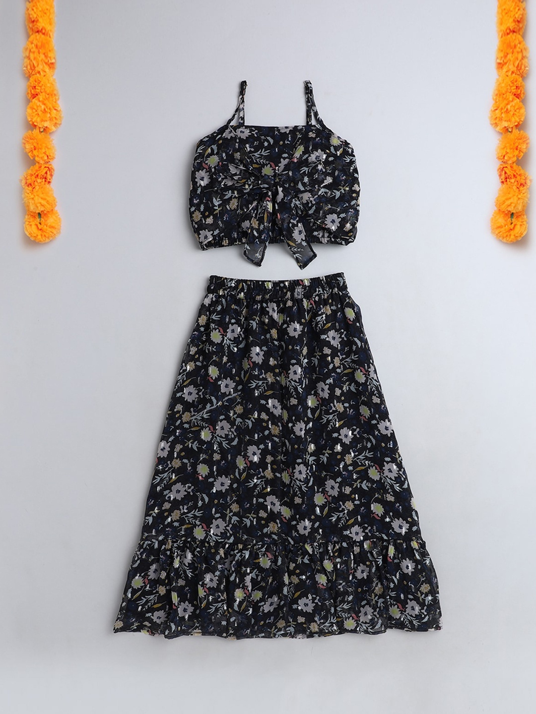 

taffykids Girls Black Floral Printed Top with Skirt