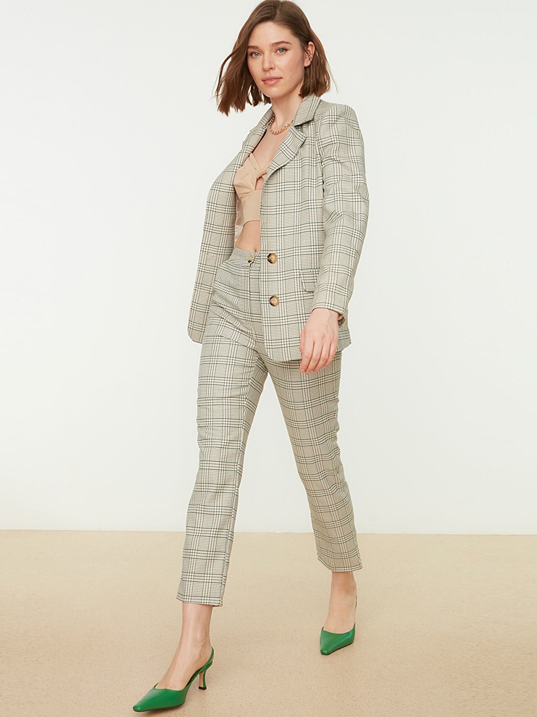 

Trendyol Women Beige & Green Plaid Checked Cigarette Trousers