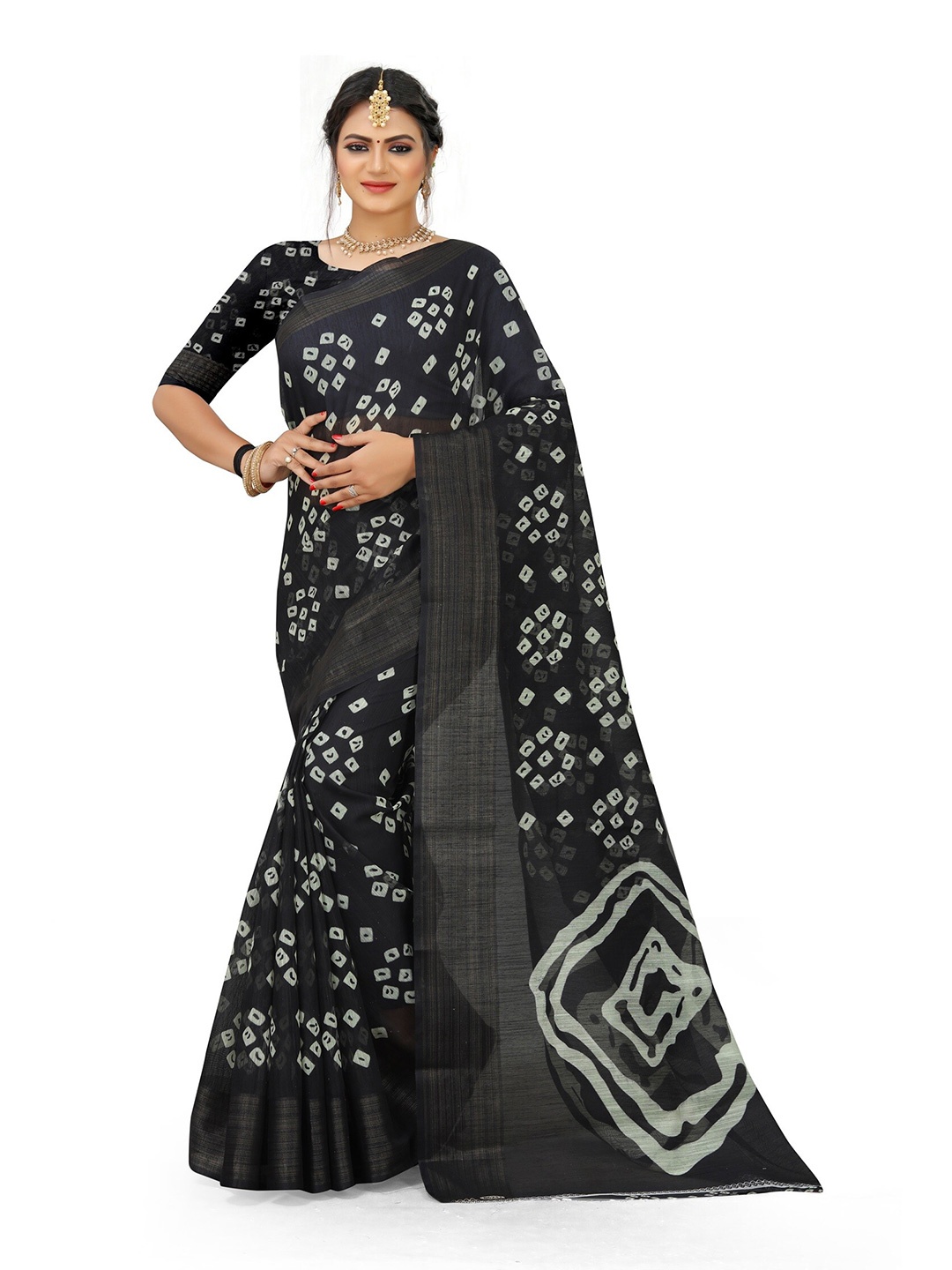 

Grubstaker Black & White Bandhani Zari Mysore Silk Saree