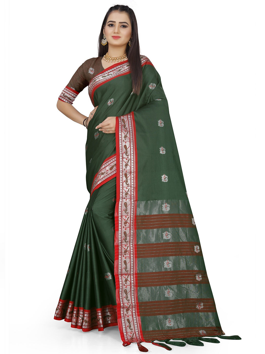 

Grubstaker Women Green & Red Woven Design Zari Pure Cotton Kanjeevaram Saree