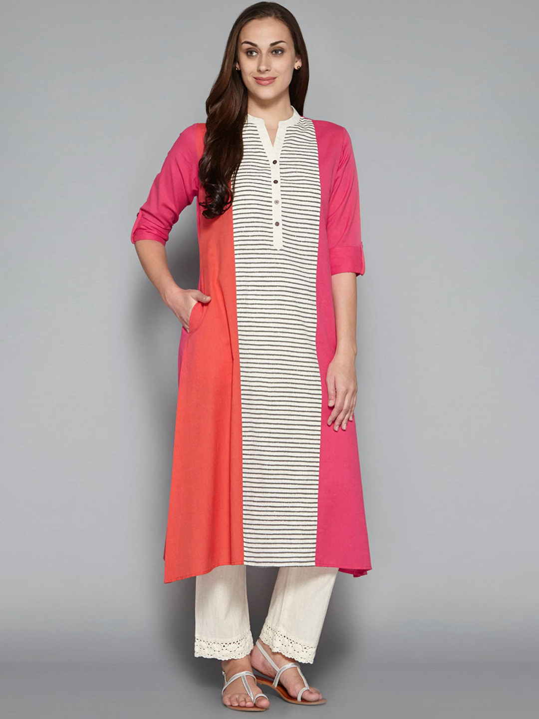 

Pistaa Women Pink Striped Thread Work Kurta