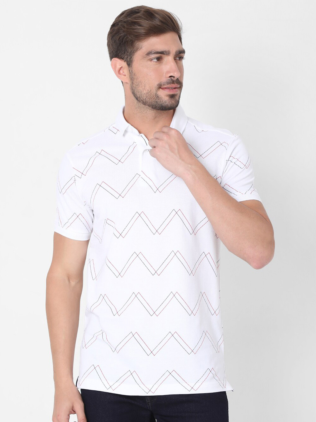 

Mufti Men White Printed Polo Collar Raw Edge Slim Fit T-shirt