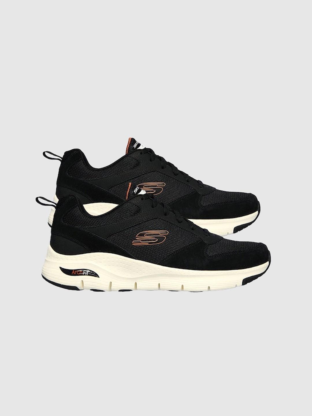 

Skechers Men Black Woven Design Sneakers