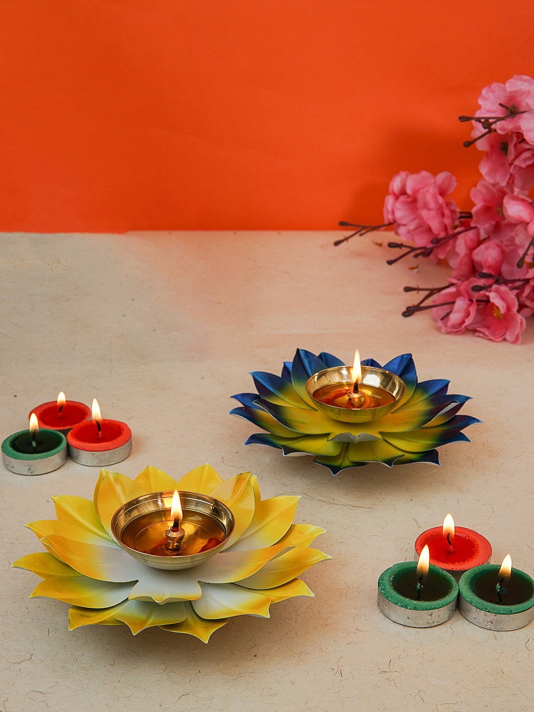 

StatueStudio Set Of 2 Gold-Colored Lotus-Shaped Diya, Multi