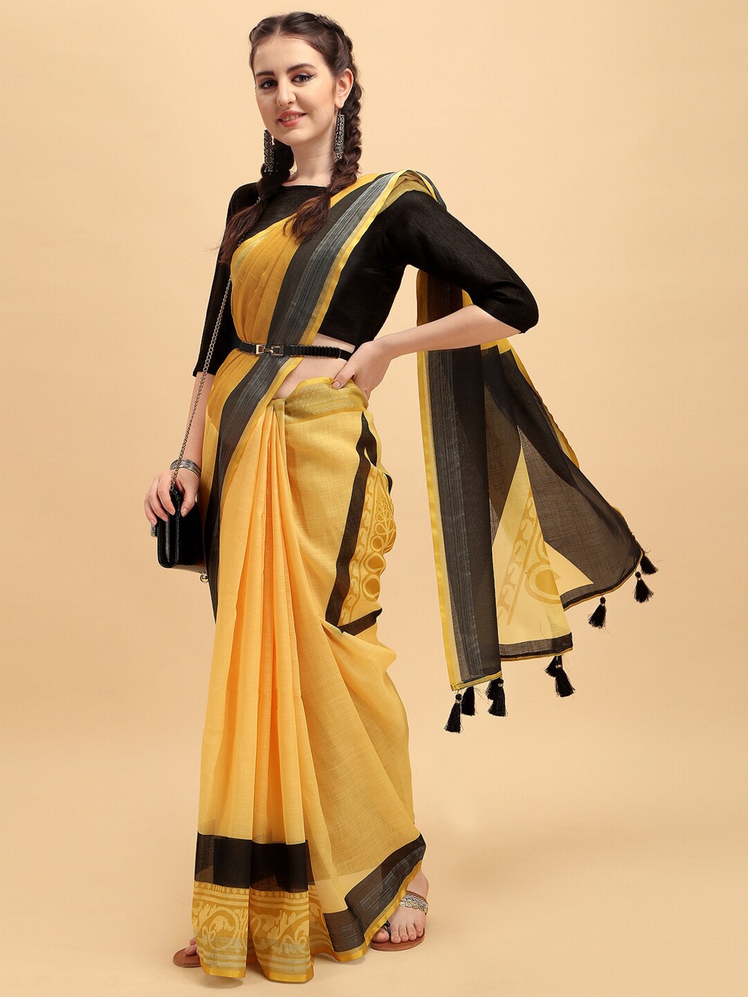 

Sangria Women Mustard & Black Pure Linen Paisley Work Sarees