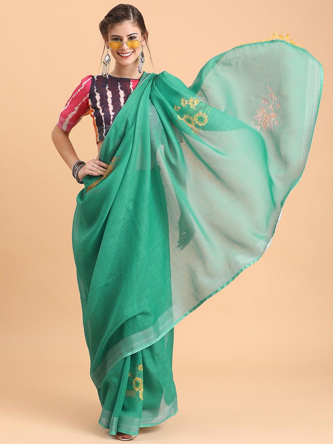 

Sangria Sea Green & Yellow Floral Jaali Pure Linen Saree