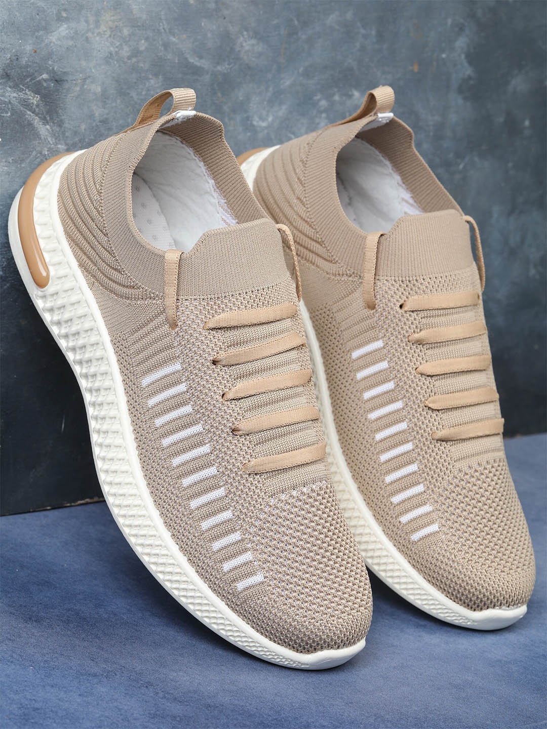 

ABROS Women Beige Mesh Running Shoes