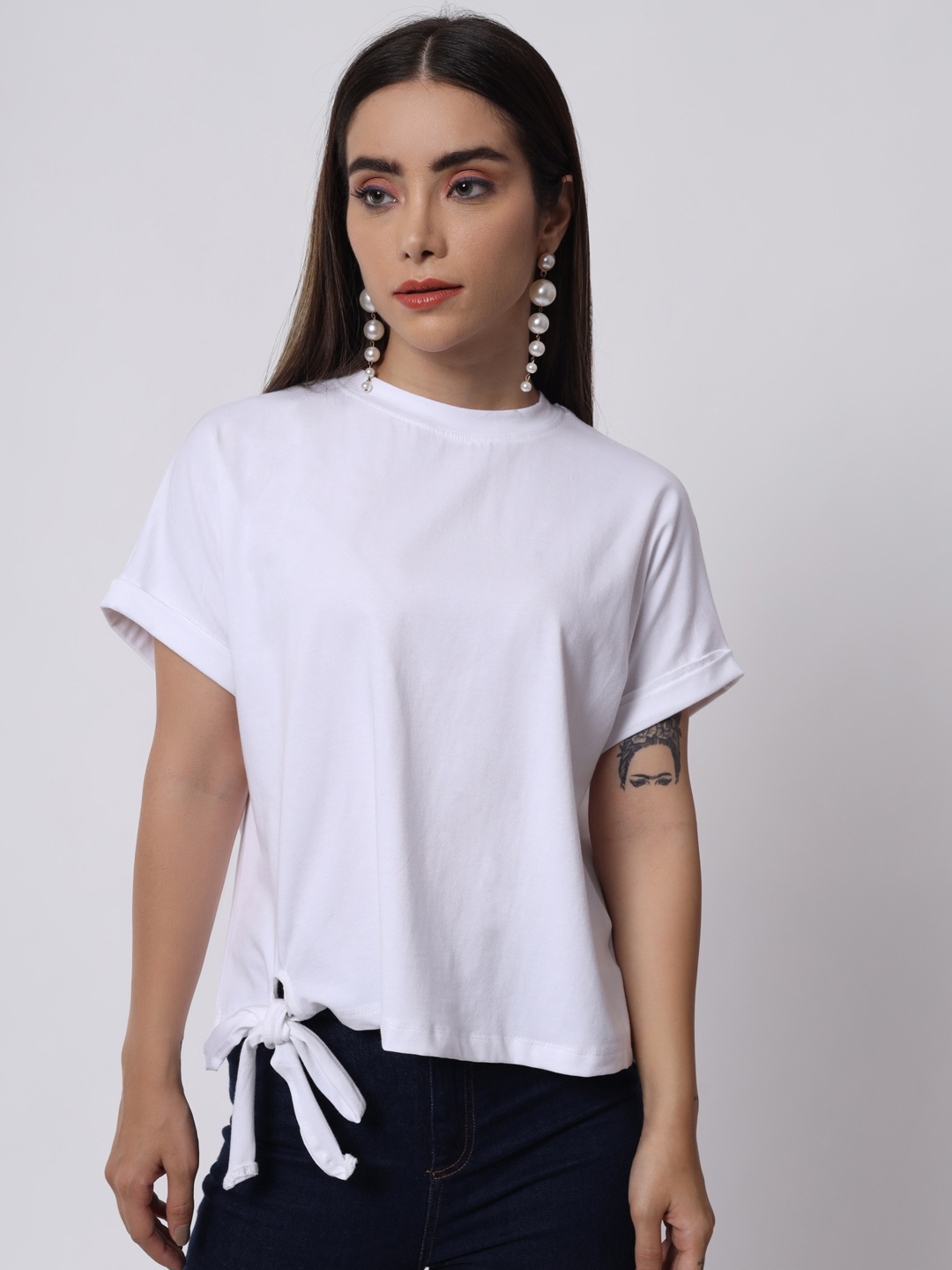 

KEIKO Off White Extended Sleeves Top