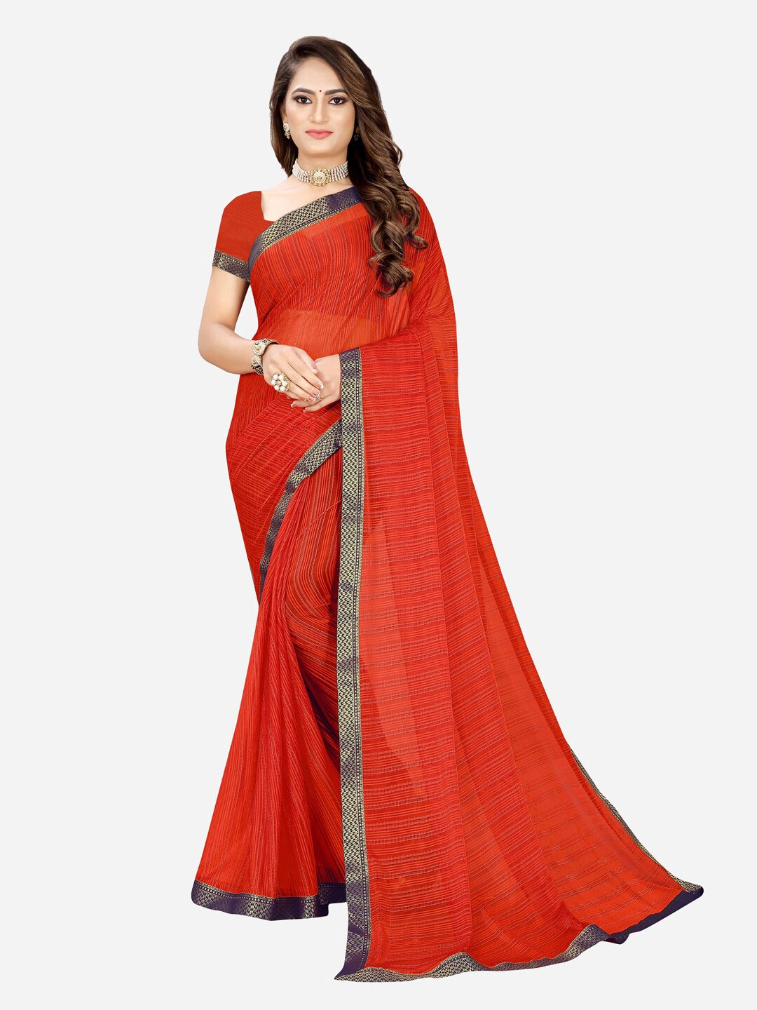 

SAADHVI Women Red & Gold-Toned Woven Design Zari Silk Cotton Mysore Silk Saree
