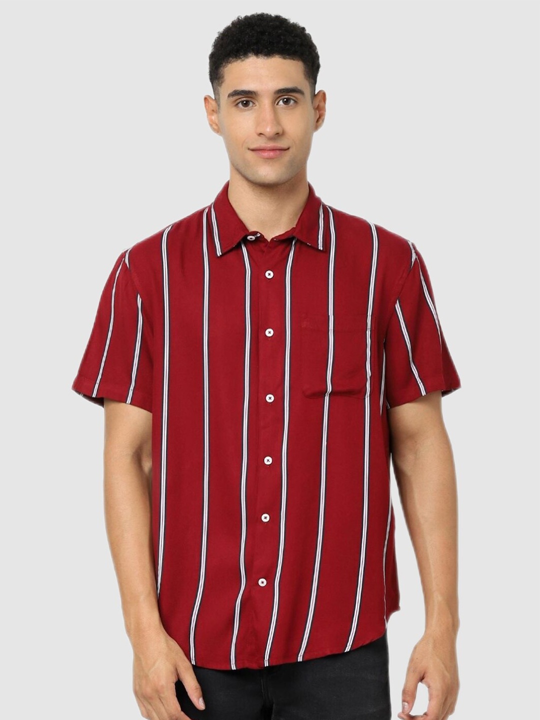 

Celio Men Red Classic Striped Casual Shirt