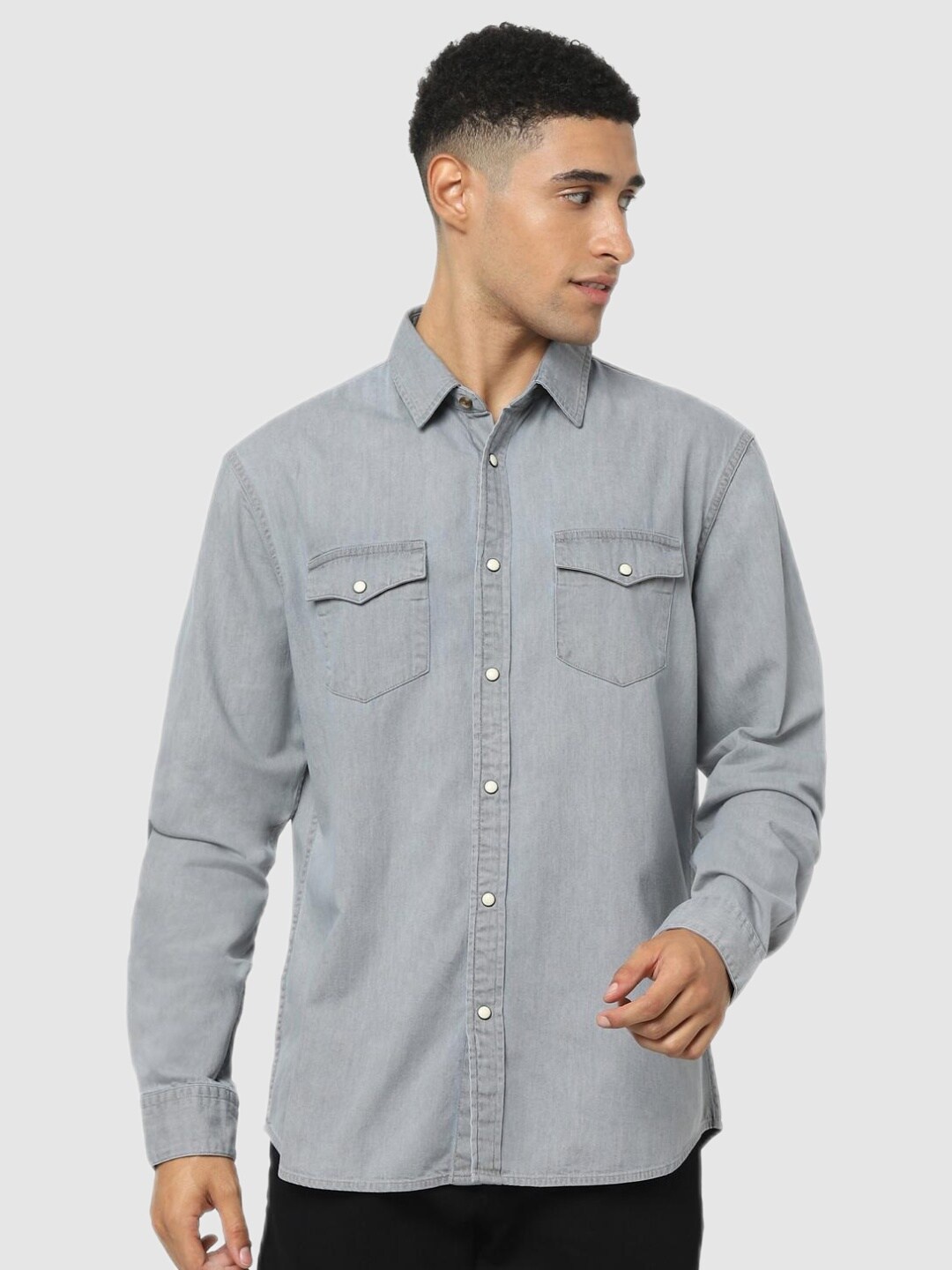

Celio Men Grey Classic Casual Shirt
