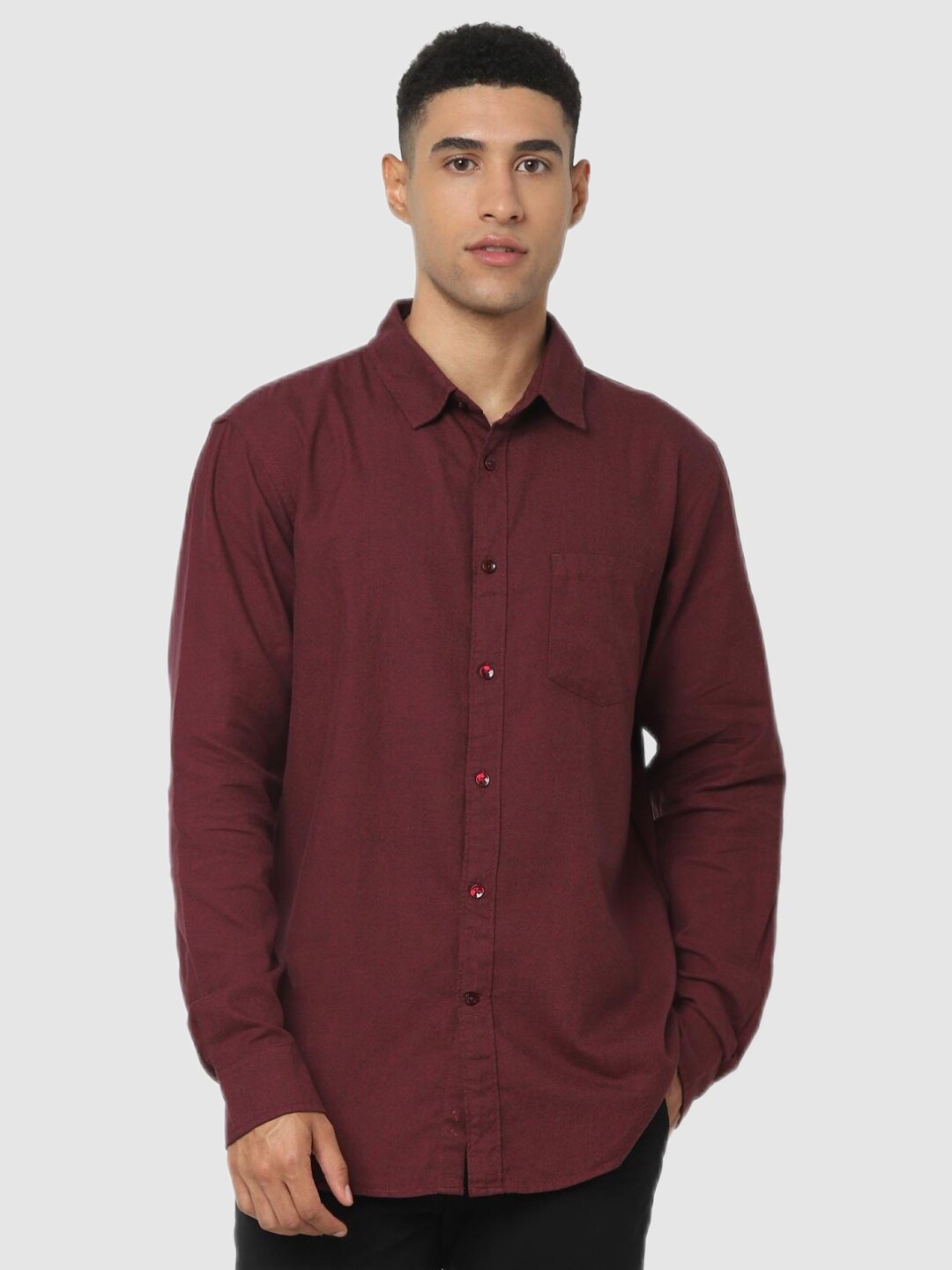 

Celio Men Maroon Solid Cotton Casual Classic Shirt