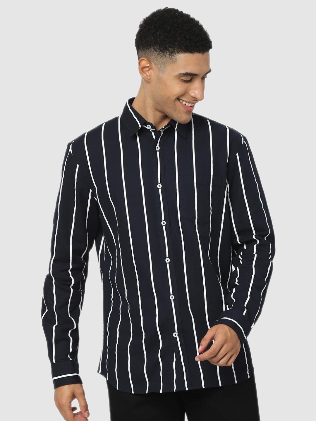 

Celio Men Navy Blue Classic Striped Casual Shirt